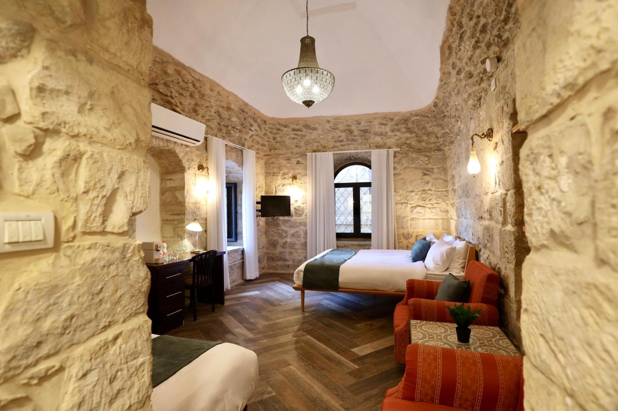 Petrakis Inn Jerusalem Exterior photo